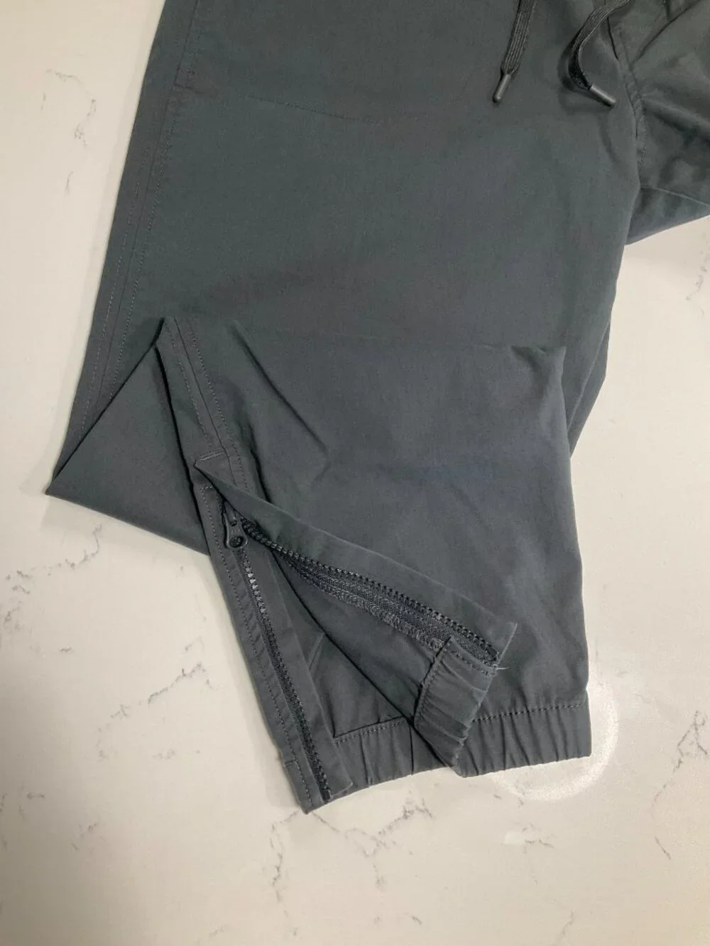 Men's J Crew Tech Tapered Jogger Pants - L
